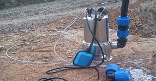 Установка дренажного насоса в Белой Калитве - услуги от СантехДомБкл, расценки от 3057 рублей